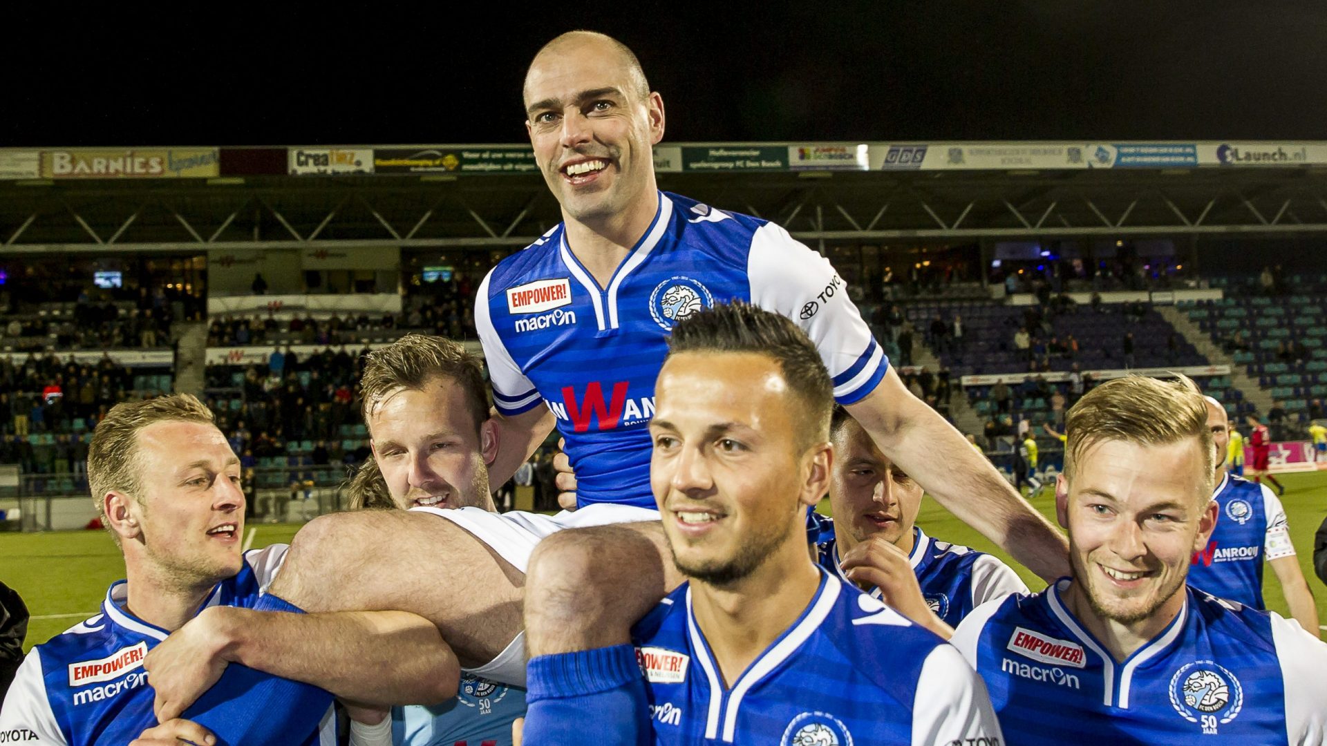 DEN BOSCH - FC Den Bosch - RKC. Stadion De Vliert  22-04-2016, Jupiler League seizoen 2015 - 2016.  FC Den Bosch speler Anthony Lurling neemt afscheid.