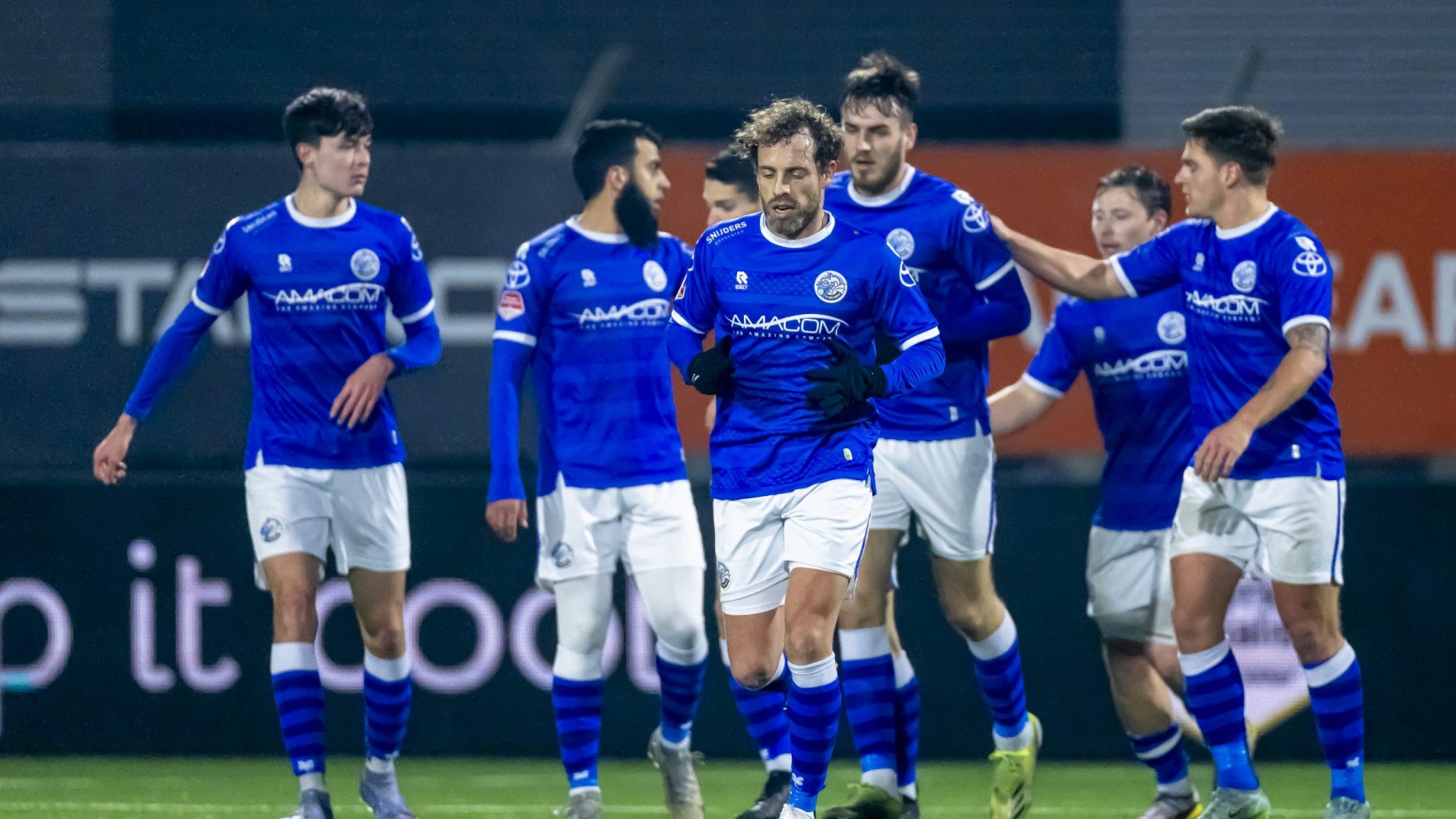 OSS, Netherlands, 28-01-2022, football, , Keuken Kampioen Divisie, season 2021 / 2022,  during the match Top Oss - Den Bosch, FC Den Bosch players celebrating the goal