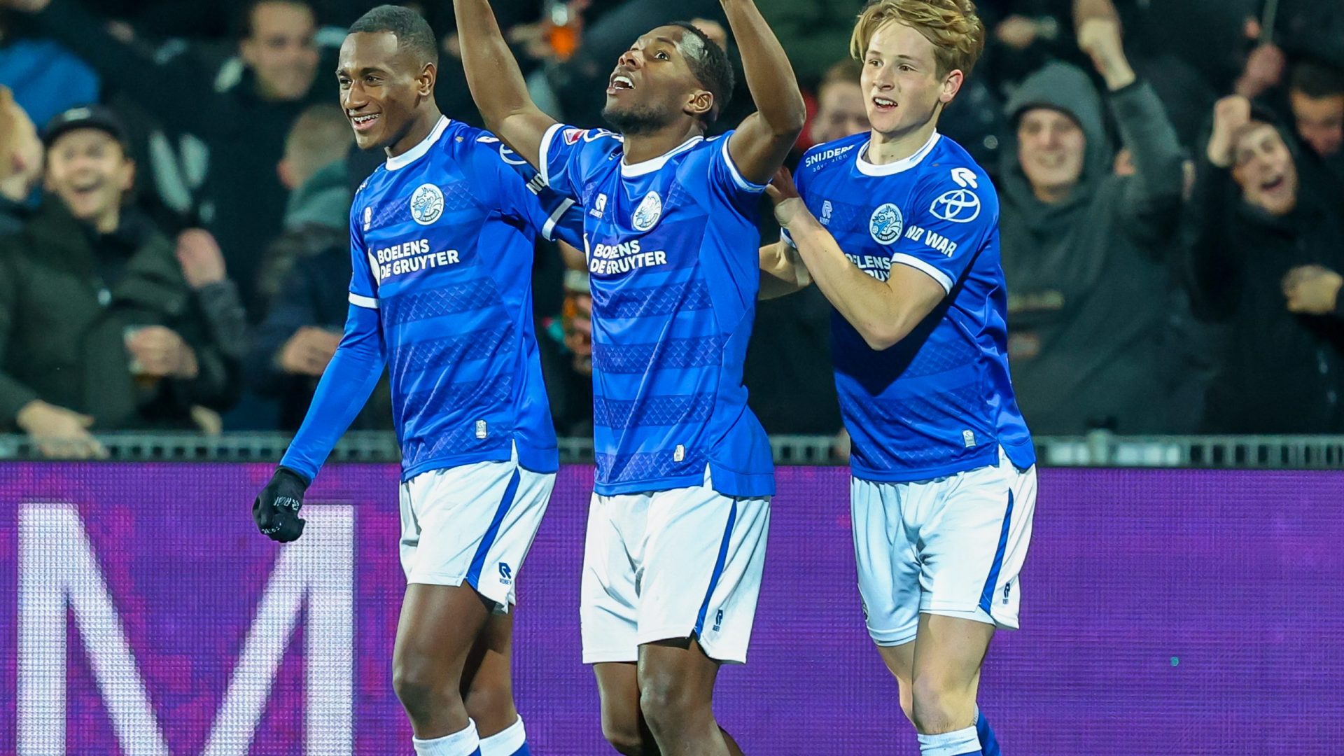 S-HERTOGENBOSCH,11-03-2022,Stadium De Vliert,Dutch Football Keuken Kampioen Divisie season 2021 / 2022,FC Den Bosch player Mohamed Berte(M) celebrating the goal during the match Den Bosch - MVV